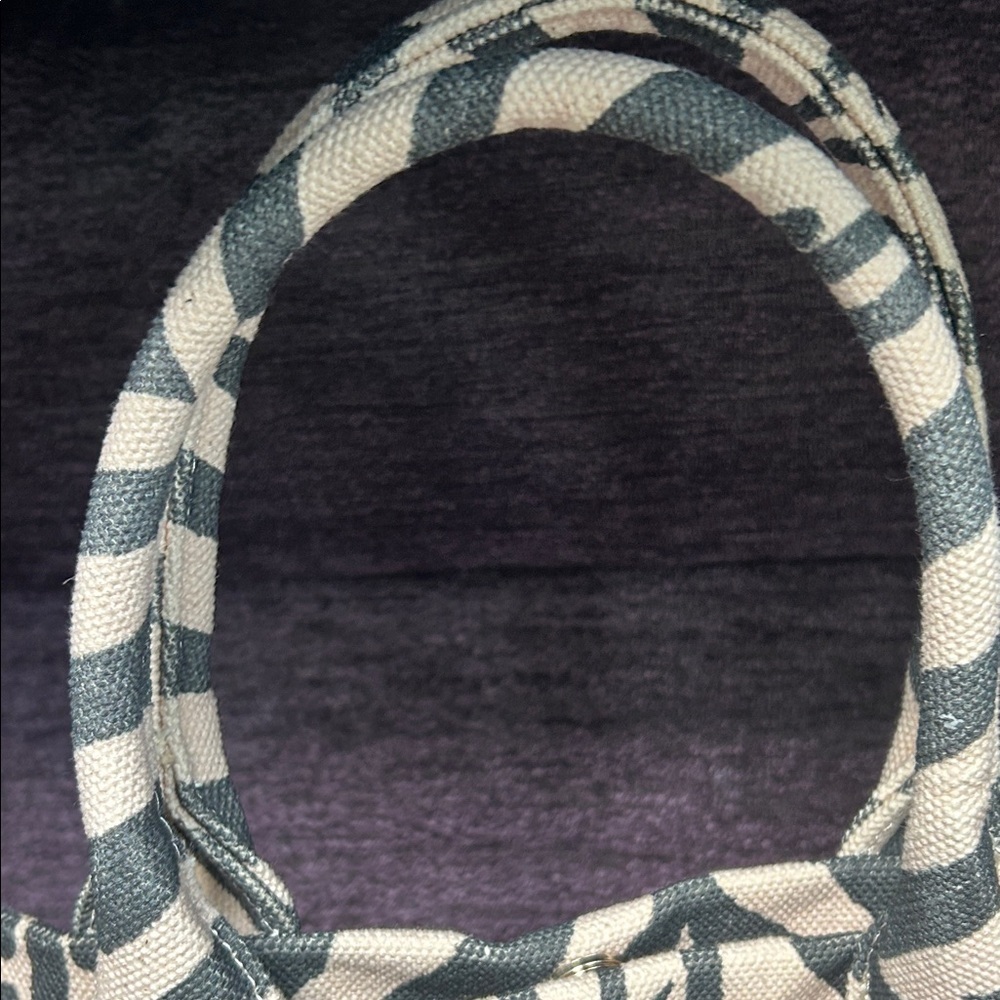 Vince Camuto Black and Cream Zebra Tote - Picture 4 of 13